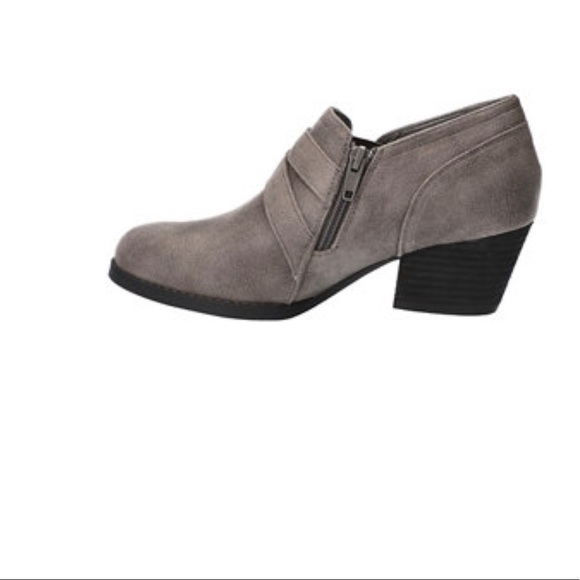 Bella-Vita Odette Comfort Shooties 8W - Picture 4 of 7